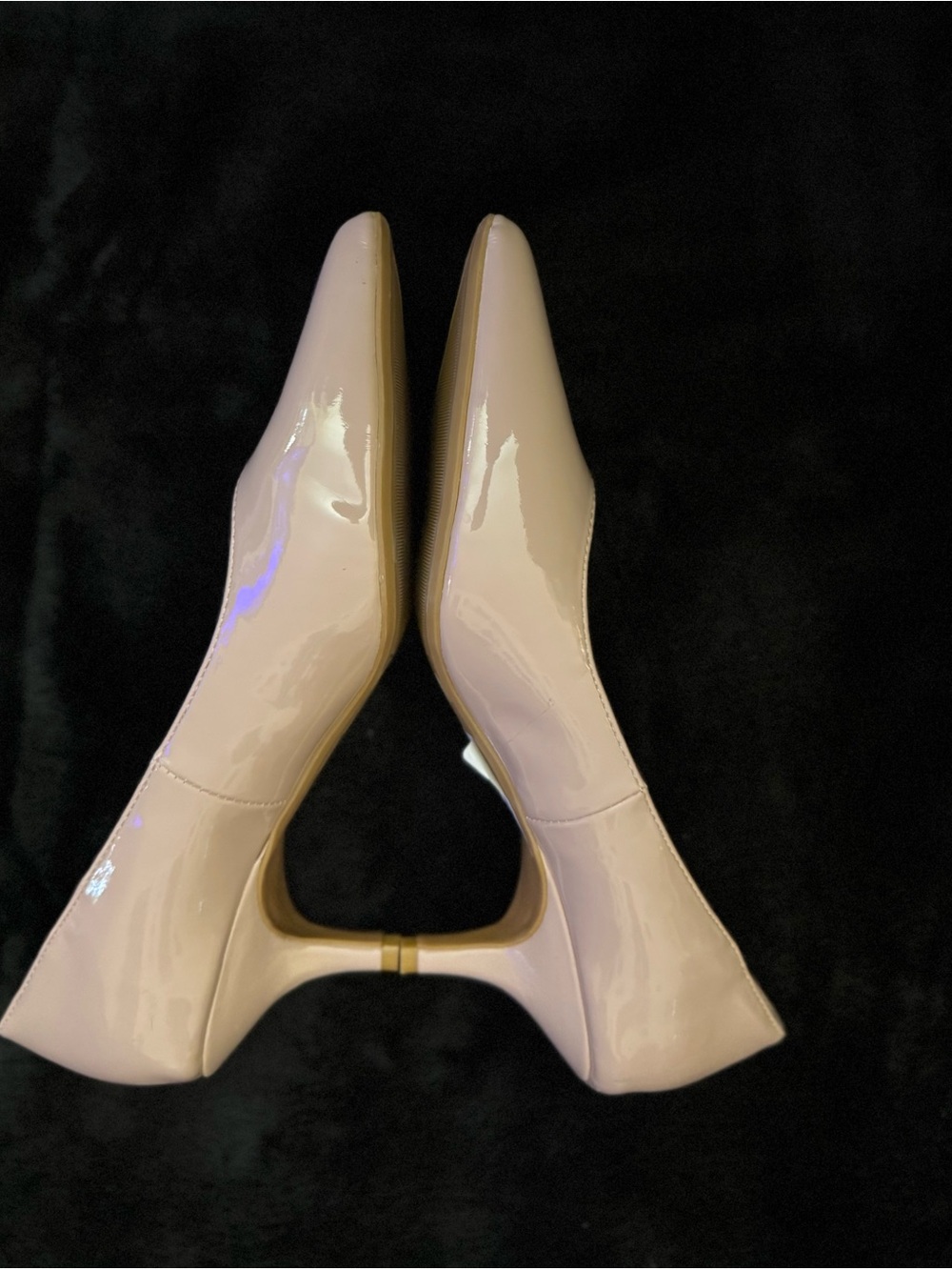 le chateau brand new Nude Blush Patent ,Pointed Toe heels - Picture 2 of 13